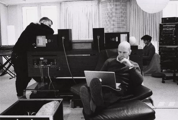 Thom, Phil y Jonny